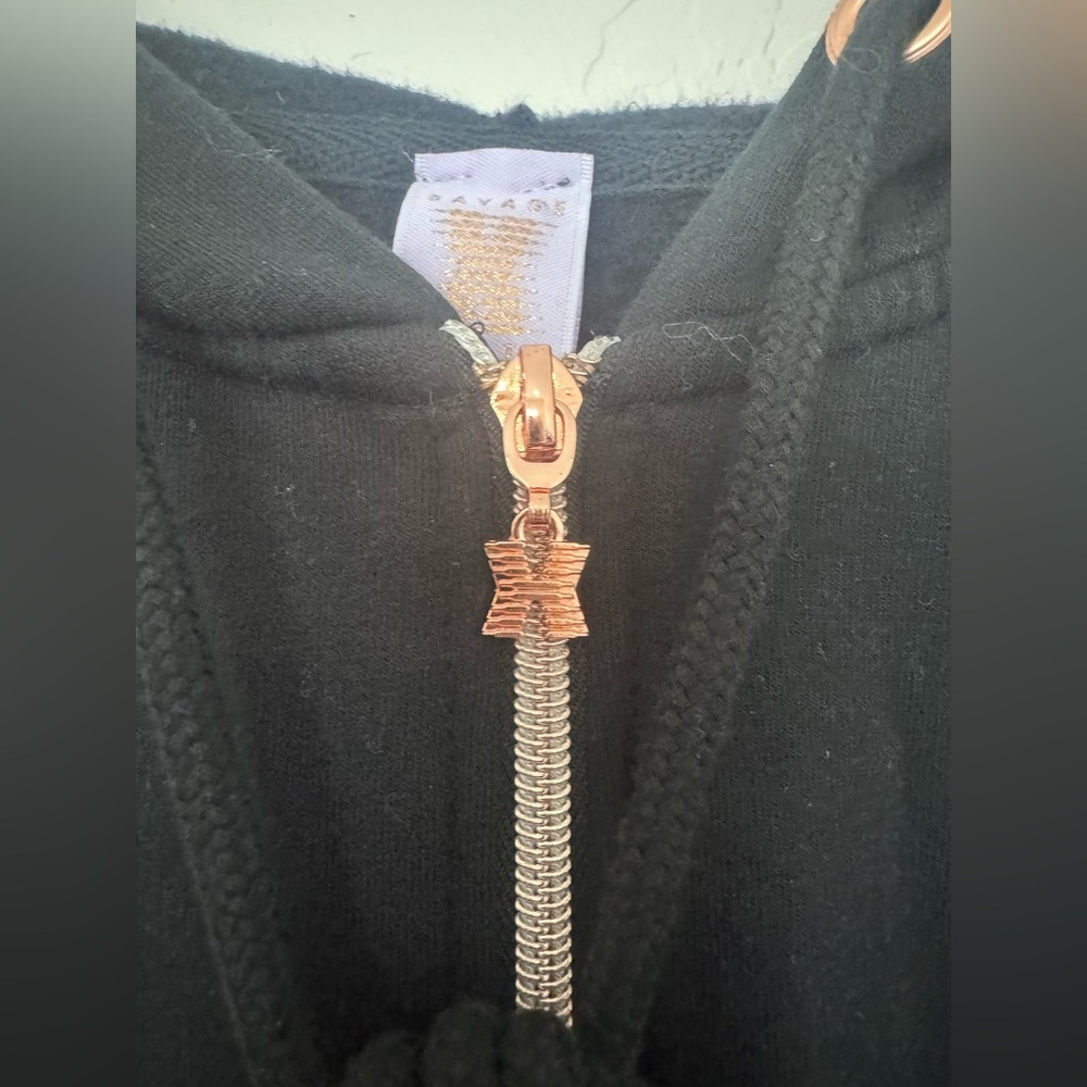 Fenty FOREVER SAVAGE HOODED ONESIE size small - Picture 6 of 9